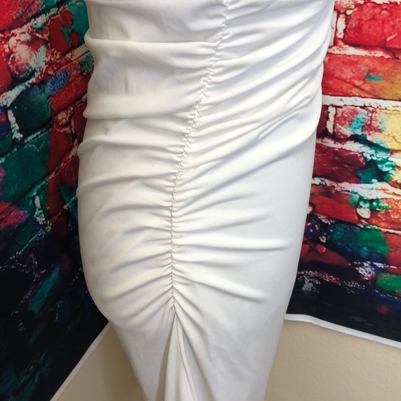 MODA INTERNATIONAL. Little White Dress 0139 - Picture 5 of 8